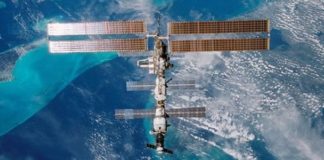 Free Streaming of Earth From Space