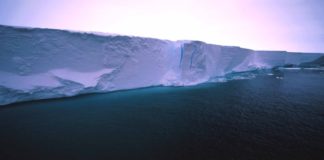 Ross Ice Shelf – World’s Biggest Iceberg