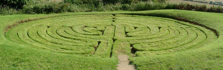 julians-bower-turf-maze