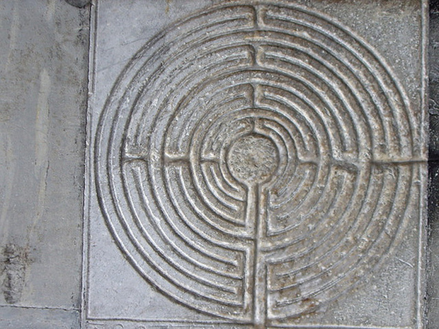 labyrinth-lucca-cathedral