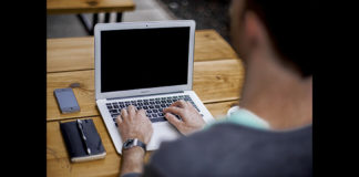 I am not so comfortable… #comfortzone #blogchatter Sitting in front of my computer with a blank screen